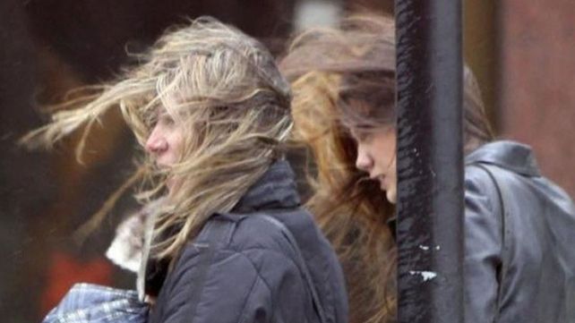 Emitieron un alerta meteorológico por fuertes vientos para este viernes por la noche en la ciudad de Santa Fe y la región.&nbsp;