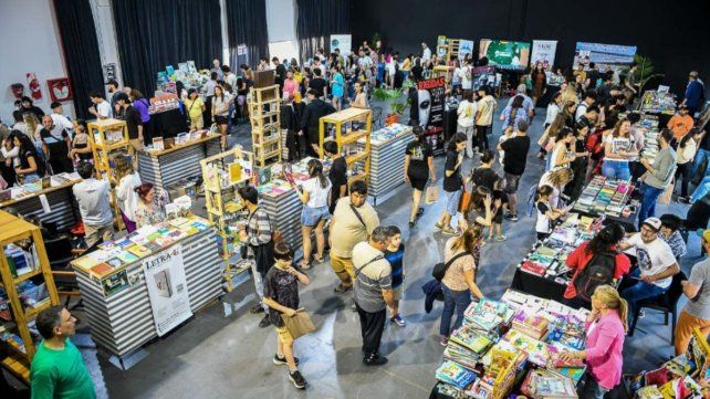 XII Feria del Libro Paraná Lee