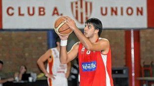 Román Memo Rodríguez, el ídolo de Unión que hace 10 años encestaba el triple más recordado de su historia.