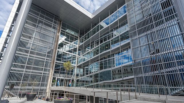 Traslado Judicial: El nuevo edificio de Tribunales de Santa Fe está en proceso de mudanza y será habilitado totalmente en las próximas semanas.