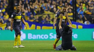 A Tevez lo saqué antes para que la gente lo convenza de quedarse