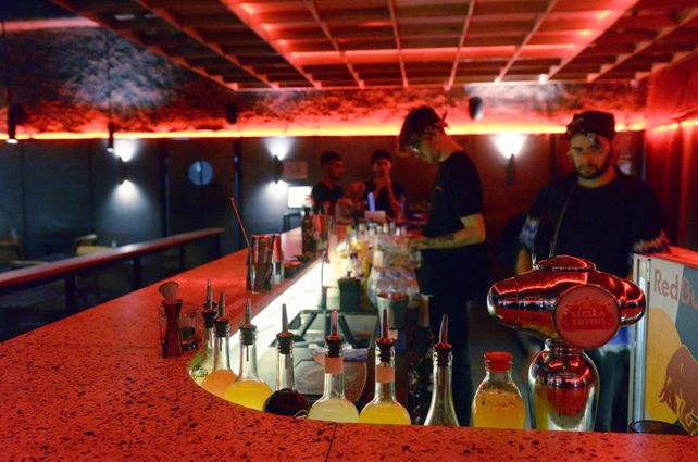 Feuer abrió en noviembre de 2019 y atrajo gente a la zona de Maipú al 500.&nbsp;