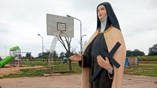 Colonia Avellaneda: fiesta de Santa Teresa de Los Andes