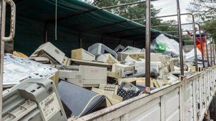La Municipalidad de Paraná recibe residuos electrónicos y neumáticos fuera de uso para reciclaje.&nbsp;