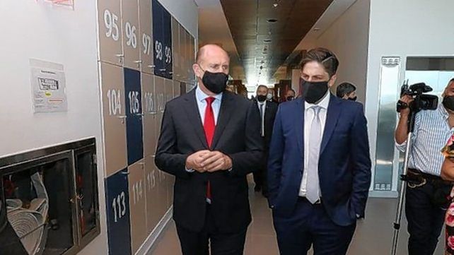 En medio del debate por el regreso a las aulas, Perotti recibe en Santa Fe al ministro de Educación Trotta