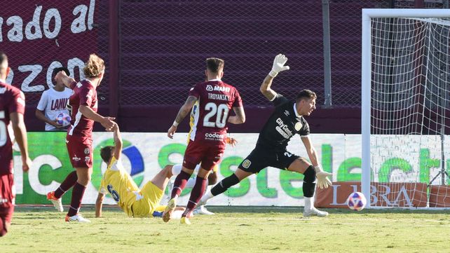 Gaspar Servio fue determinante en un par de jugadas