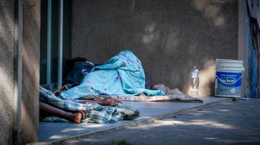 Proponen un refugio para familias en situación de calle financiado por sueldos de concejales