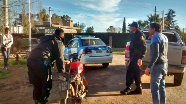 El jefe comunal de Ibarlucea que atrapó a dos ladrones dijo que sólo tienen dos patrulleros