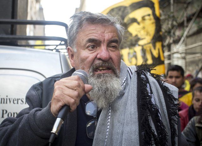 Detuvieron al dirigente social Raúl Castells en un control de rutina en Rosario