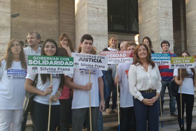 Frana fue a la Municipalidad e hizo saber su deseo de llegar a la intendencia