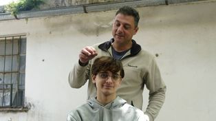 Desidia en Ezeiza: dañaron la silla de ruedas fundamental para la recuperación de Matías Bottoni