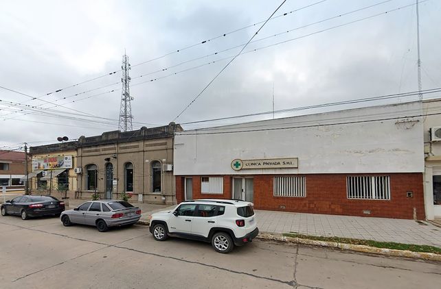 El sótano se encontró debajo del edificio de una antigua clínica que está siendo refaccionado para convertirse en panadería y cafetería.