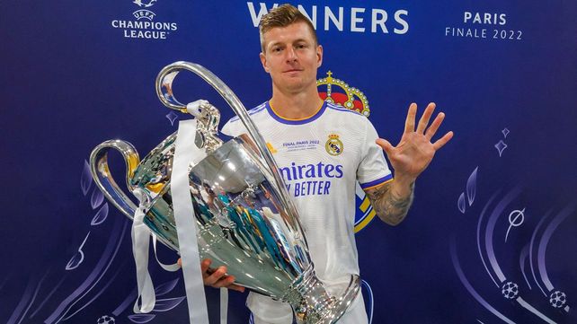 Toni Kroos le dice adiós al fútbol