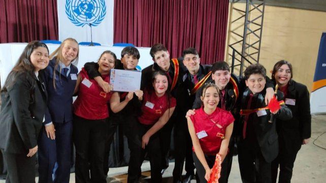 Estudiantes de la E.E.T. Nº 1 España de La Paz representarán a la región en el Modelo Nacional de la UBA