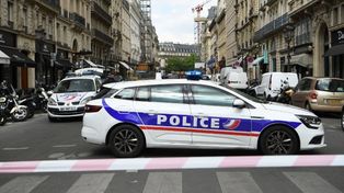 Horror en Paris: hallan a una niña de 12 años asesinada dentro de un baúl