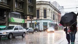Rige un alerta por lluvias intensas que abarca la ciudad de Santa Fe