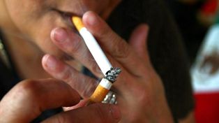 Gran Bretaña prohibirá el tabaco a nacidos desde 2009.