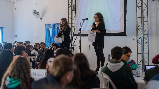 Estudiantes de escuelas santafesinas trabajan en soluciones innovadoras para el agro