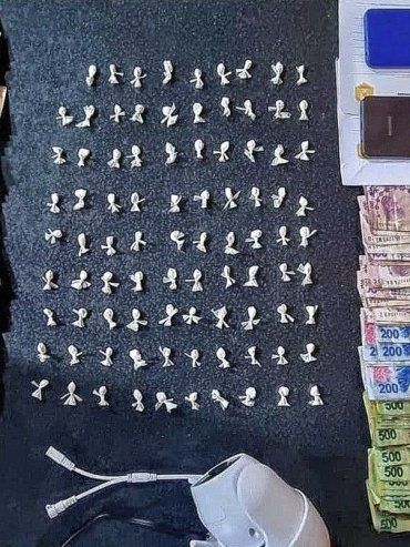Allanamientos en Concordia: dos personas detenidas, cocaína y más de 4 millones de pesos