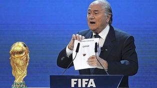 Qatar 2022: Joseph Blatter se mostró arrepentido por la sede.