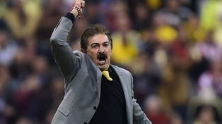 La Justicia de México pide detener al ex técnico de Boca Ricardo La Volpe por acoso sexual