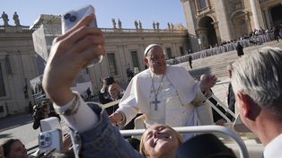 El papa Francisco en la Plaza de San Pedro, el 6 de noviembre de 2024. (Foto AP/Alessandra Tarantino)