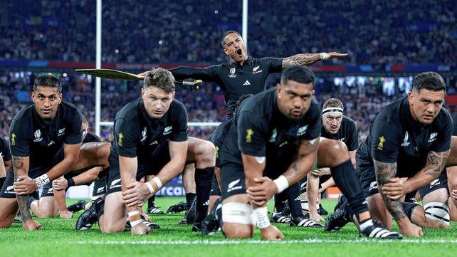 Mundial: Francia se animó y venció a los All Blacks en París