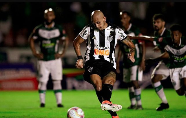 Mineiro debutó con un apretado triunfo ante Uberlandia