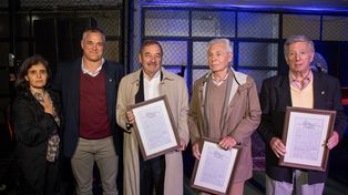 El presidente de Universitario, Andrés Sylvestre Begnis, hizo un reconocimiento a sus antecesores durante el aniversario del club.&nbsp;