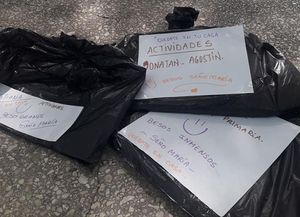 La vocación docente: le deja en la tranquera la tarea a sus alumnos