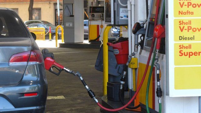 Baja en los combustibles de todas las petroleras en el país Baja en los combustibles de todas las petroleras en el país