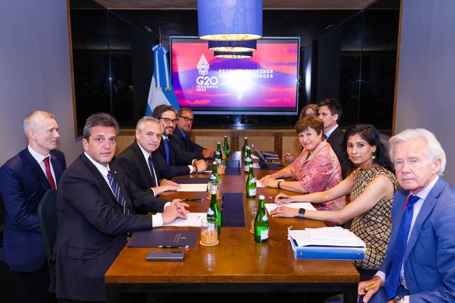 G20: Alberto Fernández reunido con la titular del FMI, Kristalina Georgieva; el ministro de Economía, Sergio Massa; el canciller Santiago Cafiero y directivos del Fondo Monetario. 