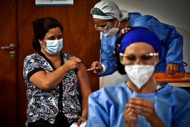La provincia ya duplicó su capacidad operativa para vacunar