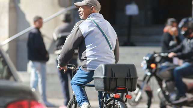 Los ciclistas necesitan obras para transitar m&aacute;s seguros.&nbsp;