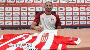 Estudiantes de La Plata presentó a Lucas Alario