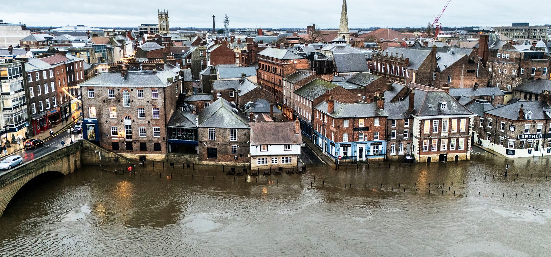 Vista general de las inundaciones causadas por la tormenta Bram en York, Inglaterra, el martes 9 de diciembre de 2025. (Danny Lawson/PA vía AP) Vista general de las inundaciones causadas por la tormenta Bram en York, Inglaterra, el martes 9 de diciembre de 2025. (Danny Lawson/PA vía AP)