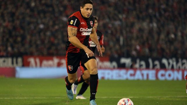 Armando Méndez no podrá estar en el estadio de Estudiantes por Covid. En su lugar juega Jacob.