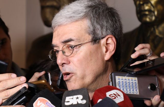 Walter Agosto se reunió con legisladores para avanzar con el paquete de leyes