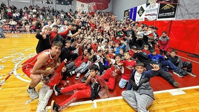 La Unión de Colón avanzó a semifinales de la Liga Argentina