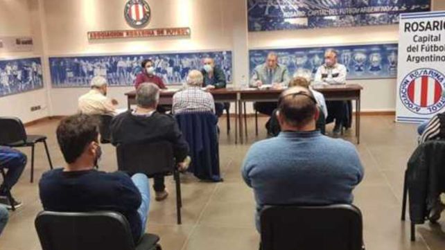 Unánime respaldo a la resolución.&nbsp; Mario Giammaría tuvo el apoyo de todos clubes