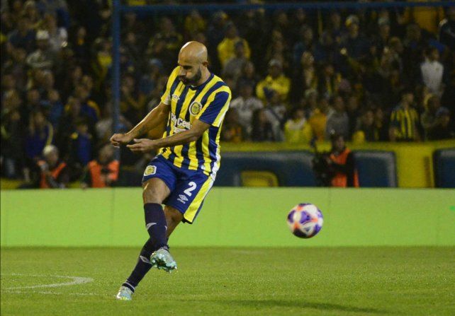 Carlos Quintana iba a ser titular ante San Lorenzo, pero un cuadro gripal lo dejó afuera del partido.