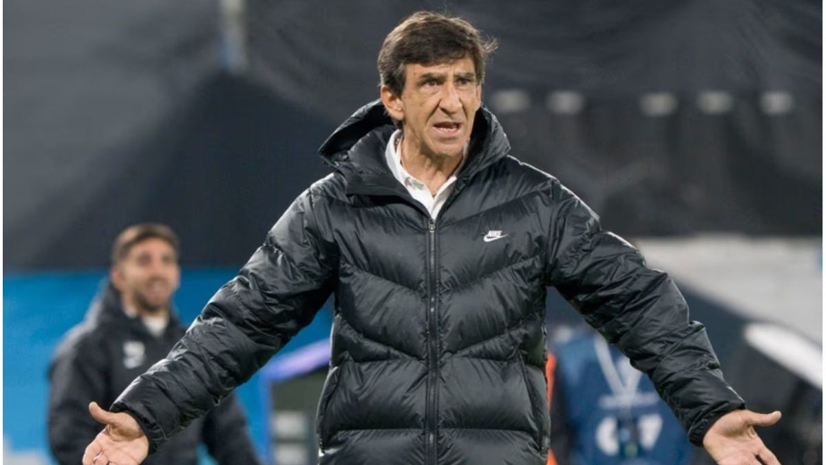 Gustavo Costas puso en duda su continuidad en Racing
