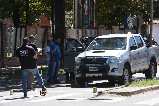 Los balazos contra la camioneta de Rodrígo Sánchez