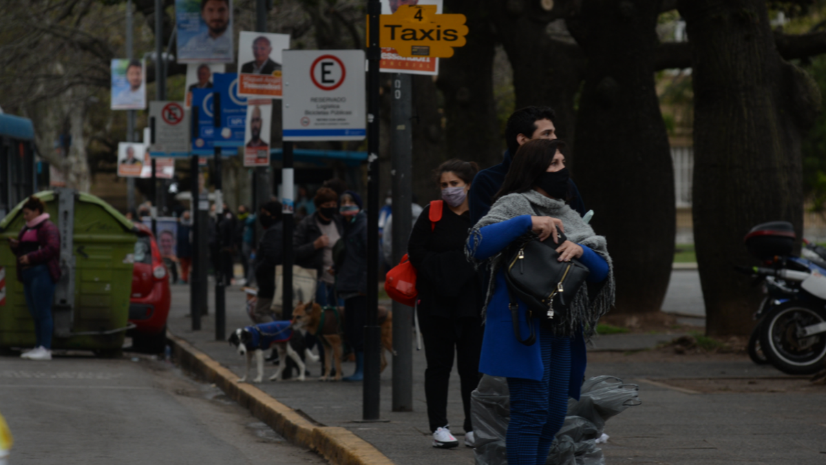 Pese al cronograma para taxis, la demanda de los fines de semana no se podrá cubrir - Vimarsana News