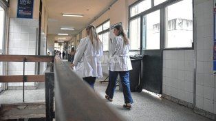 En Santa Fe, 7 de cada 10 pacientes no tienen obra social y aumenta la demanda en hospitales ante los fuertes recortes de Nación