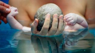 Los obstetran bajo el concepto de parto respectado priorizan los deseos de las personas gestantes