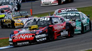 Adelante. El piloto de Chevrolet consiguió su segunda victoria en la categoría y está firme en la cima del torneo.