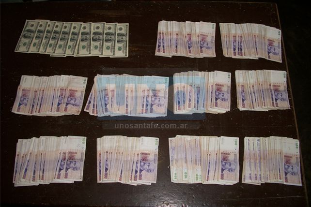 Incautan dólares y pesos que se robaron en San Cristóbal