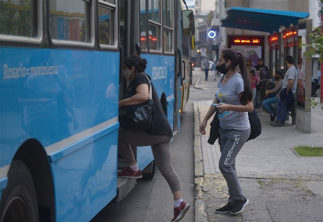 Se levanta el paro de colectivos: los choferes recibieron los fondos de Nación