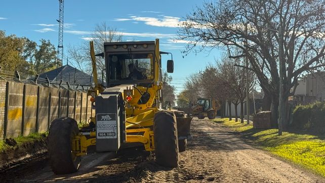 Roldán: comenzaron los nuevos trabajos en calle Santa Rosa dentro del plan de pavimentación